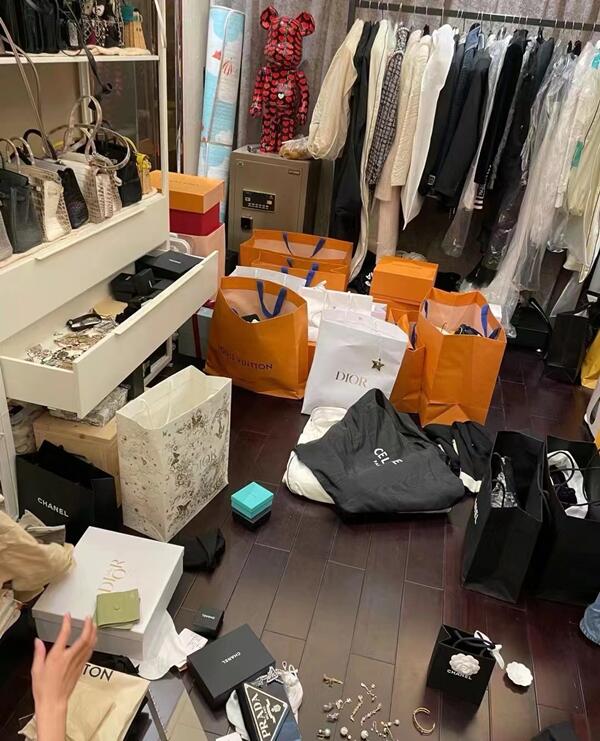 眉山仁寿回收顶奢鞋服