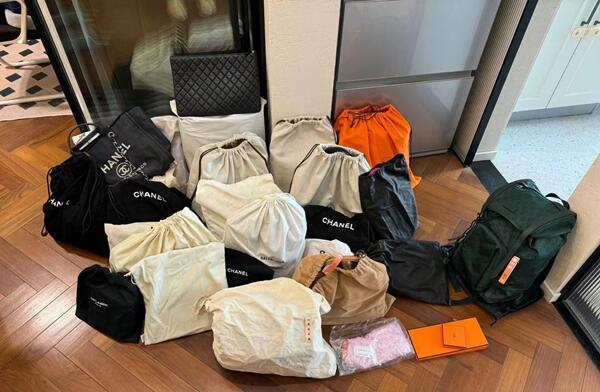 眉山仁寿回收奢侈品衣服.jpg